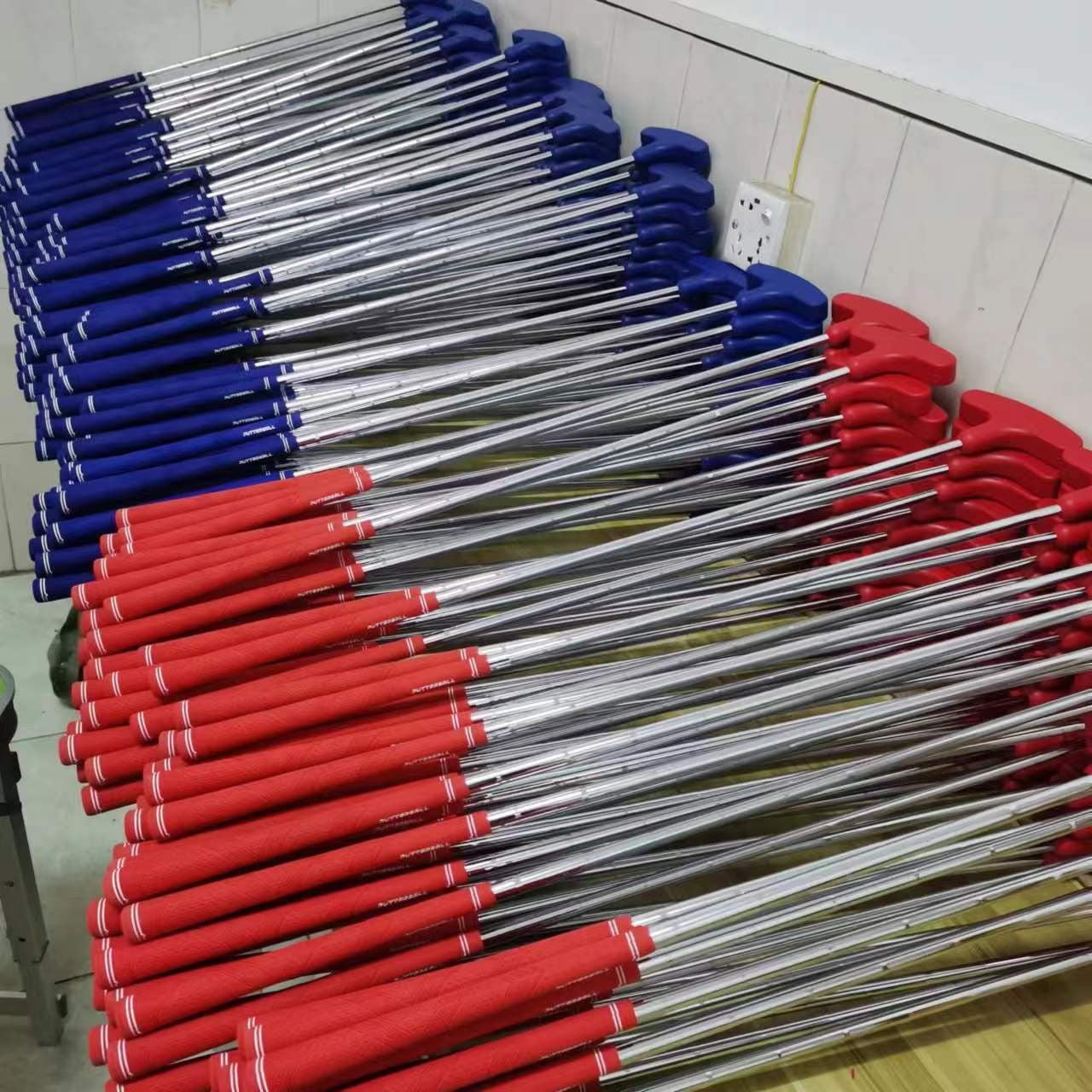 Double-Sided Golf Putting Practice Club